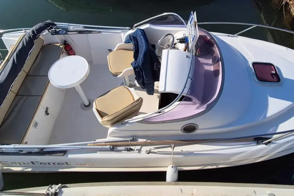 2011-b2-marine-502-cc