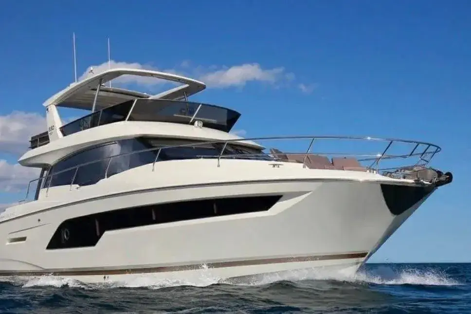 2021-jeanneau-prestige-630-fly