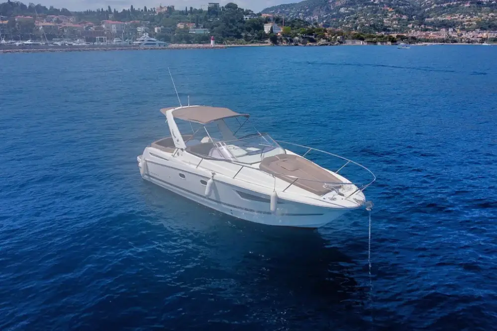 2011-jeanneau-leader-8