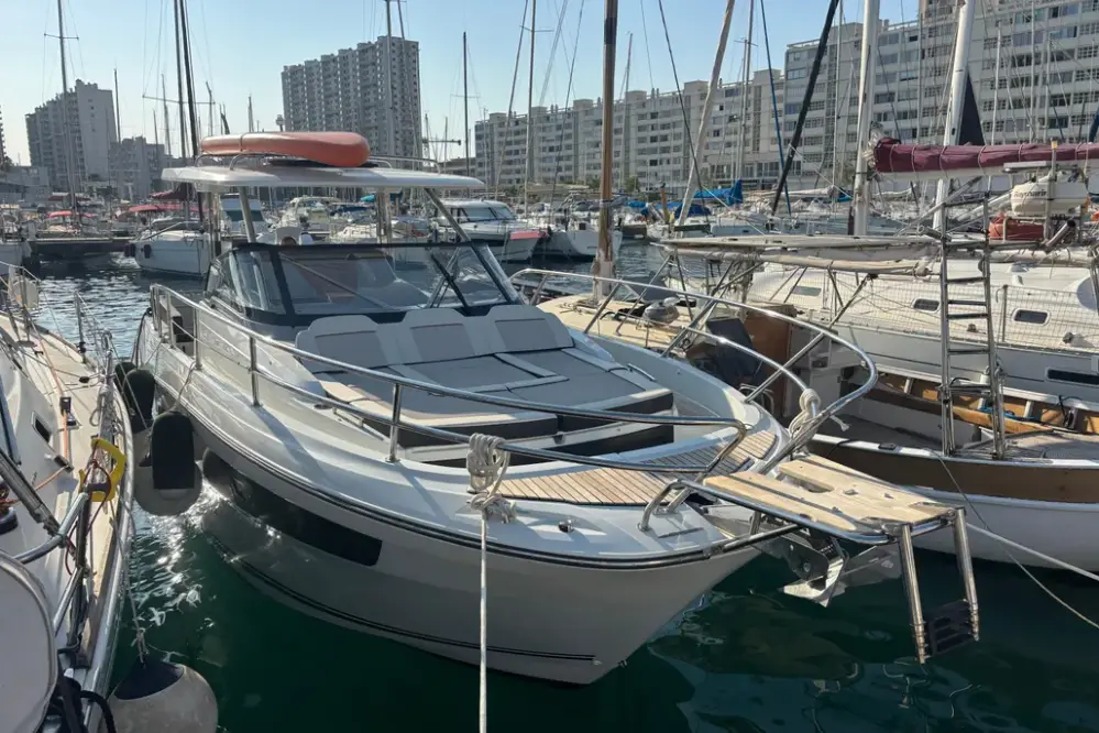 2023-jeanneau-cap-camarat-105-wa-serie-2