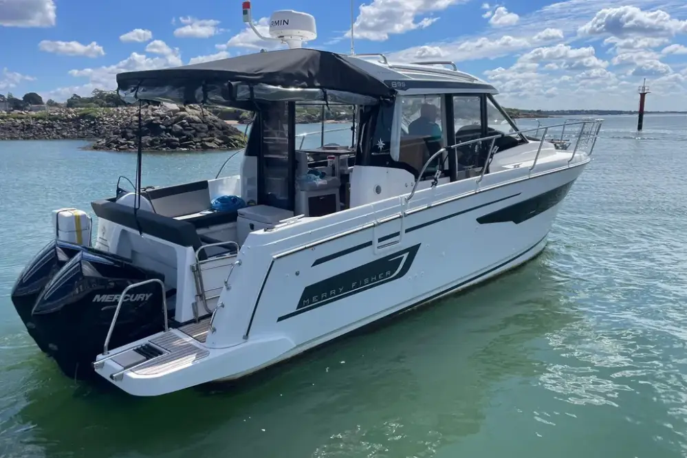 2023-jeanneau-merry-fisher-895-offshore