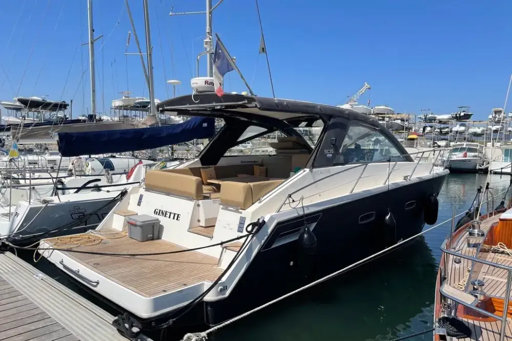 Sealine SC35 | 11m